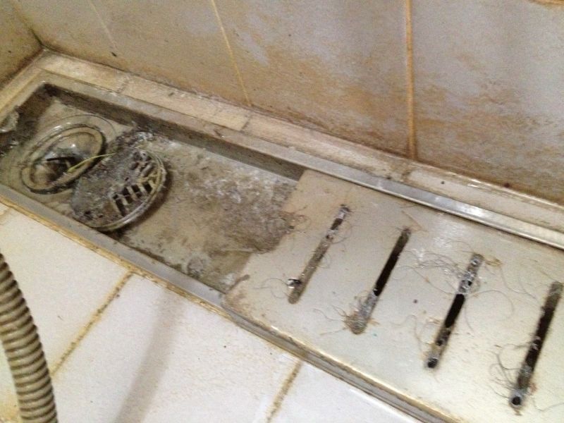 画像: 洗面所・蛇口周りの水垢洗浄